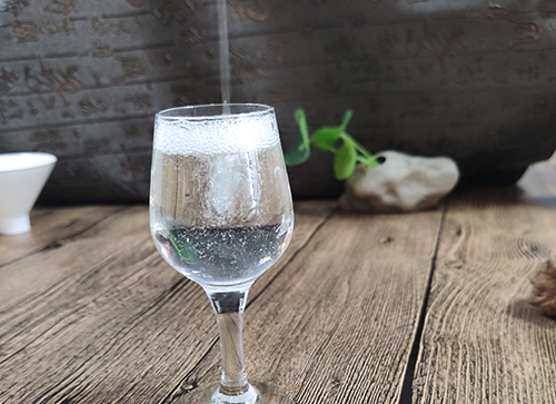 名酒企業(yè)槍戰(zhàn)千元價(jià)格帶集體“升值”是為哪般？