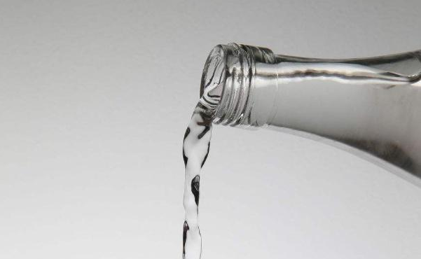 白酒跑氣還能喝嗎？不同的酒答案不一樣。