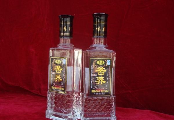 沒開瓶的白酒能保存多久？白酒存放多久最佳？