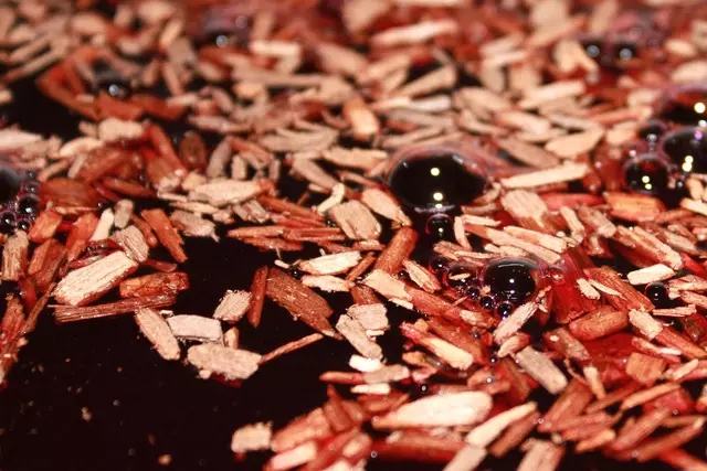 紅酒橡木味來自于什么？橡木味代表紅酒的好壞嗎？