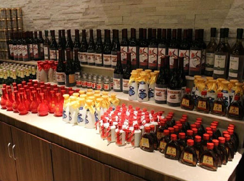 開酒水店怎么進酒