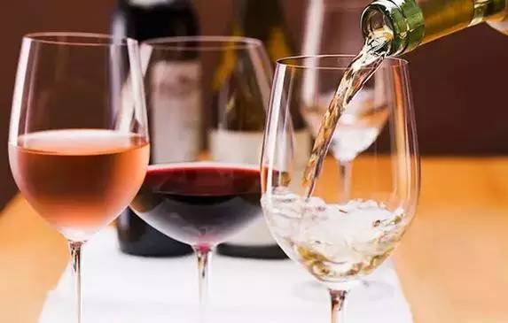 紅酒搭配什么飲料好喝？紅酒不適合搭配飲料一起喝