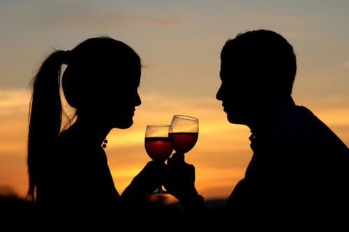 紅酒怎么喝才好喝？喝紅酒可以兌飲料嗎？