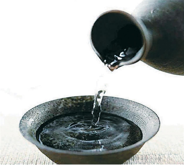 白酒的消毒作用：白酒擦身體有哪些好處和壞處？