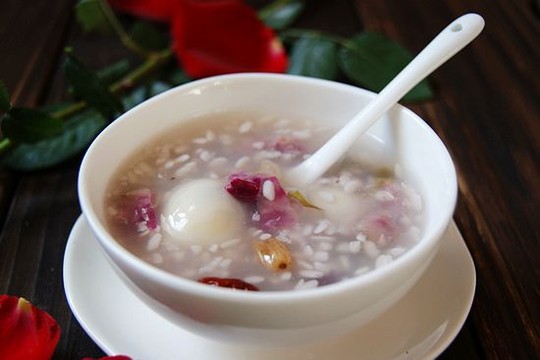 喝醪糟湯有什么好處？促進(jìn)新陳代謝