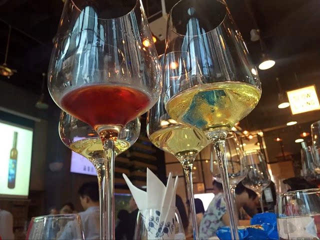 喝冰酒的好處有哪些？冰酒有什么保健功效？