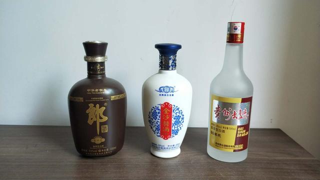 從曾經(jīng)的郎酸、茅苦、習(xí)甜來談?wù)勧u酒的酸苦甜