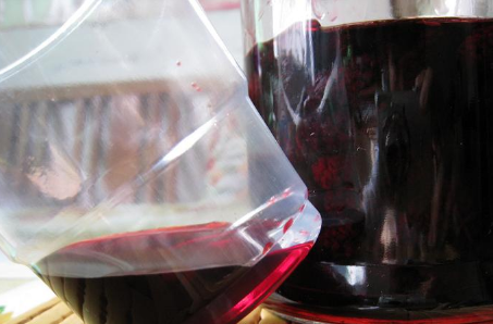 怎么做桑葚酒？純桑葚酒的釀制方法