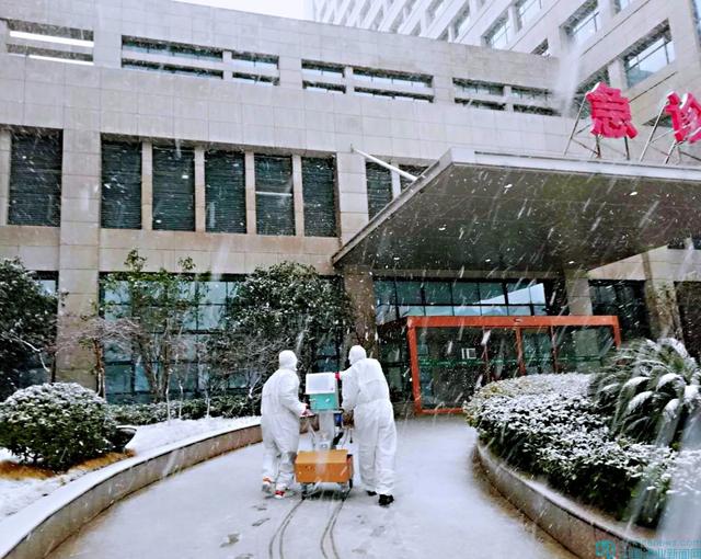 五糧液薪火傳承人接棒抗疫，捐贈物資馳援武漢