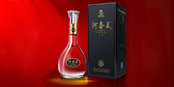 內蒙古河套酒業(yè)捐贈乙醇消毒液，助力全旗各學?？箵粢咔? width=