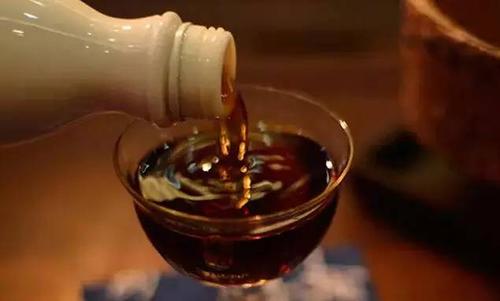 黃酒怎么儲(chǔ)存可以保存時(shí)間更久？黃酒保質(zhì)期一般是多長(zhǎng)時(shí)間？