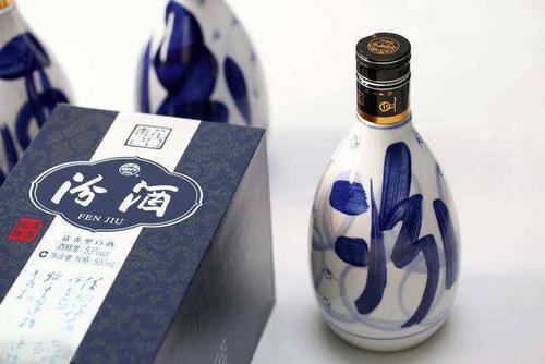 營收領漲白酒股，關聯(lián)交易3年銳減近20億，全解汾酒“加減法”