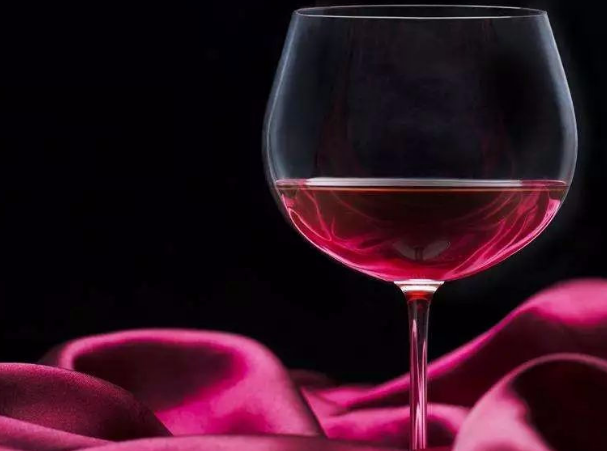 進(jìn)口葡萄酒都是原裝進(jìn)口的嗎？怎么鑒別？