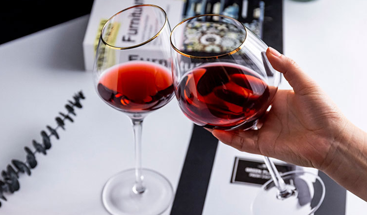 釀紅葡萄酒用什么葡萄，有什么紅葡萄酒品種？