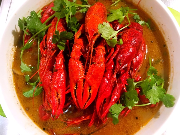 葡萄酒可以燒龍蝦嗎(葡萄酒可以燒魚(yú)嗎)